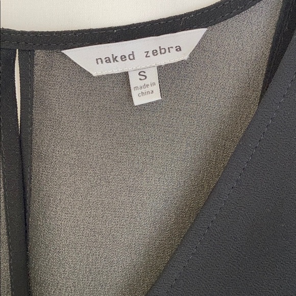 NAKED ZEBRA Sleeveless Blouse - Picture 4 of 6